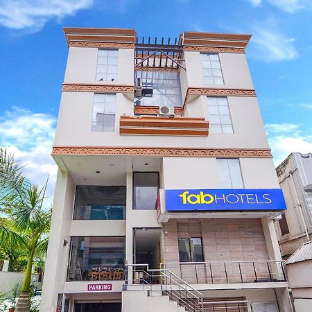 Fabhotel Ess Paradise - Nr Bus Stand Coimbatore Eksteriør billede