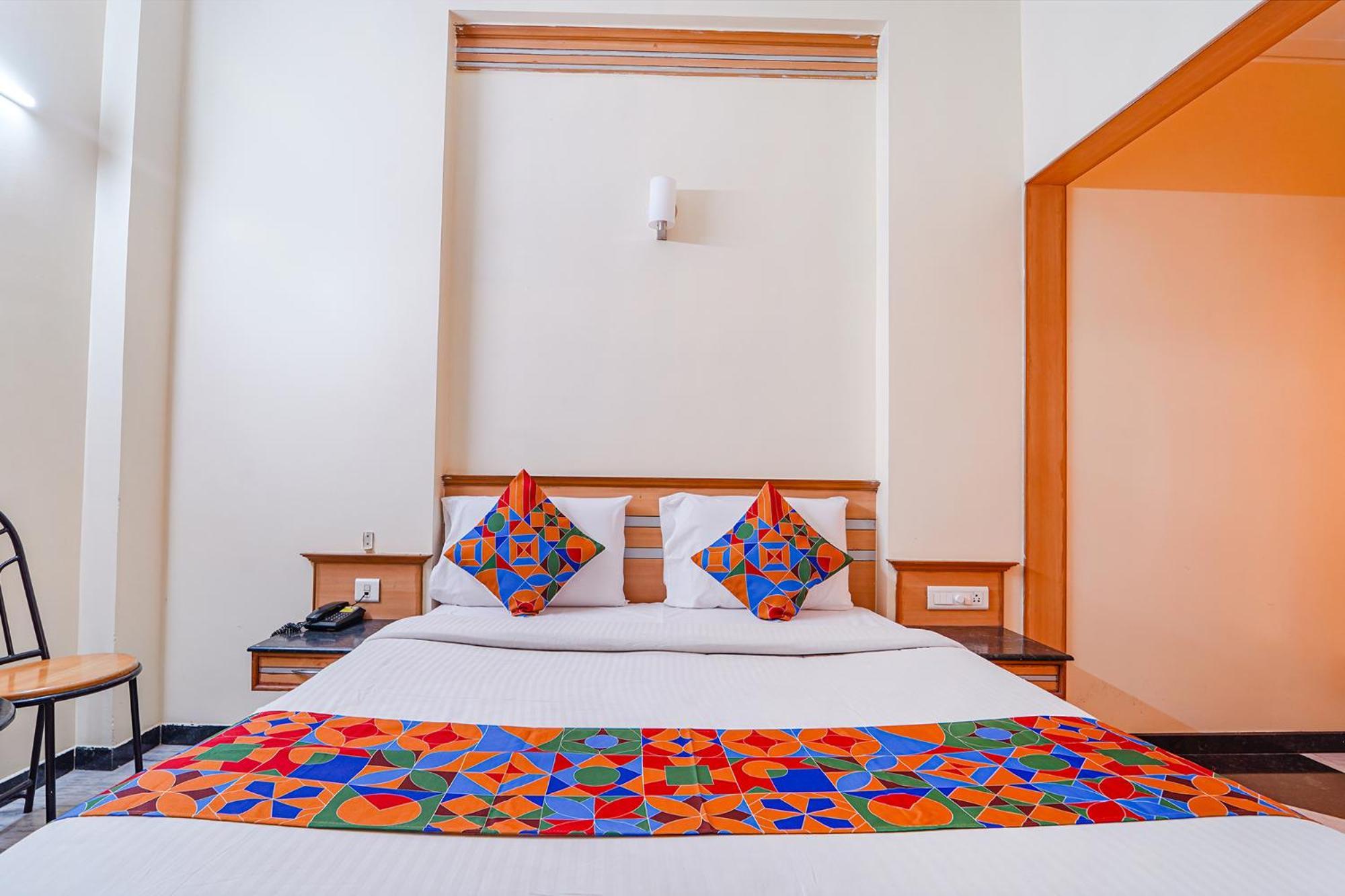 Fabhotel Ess Paradise - Nr Bus Stand Coimbatore Eksteriør billede