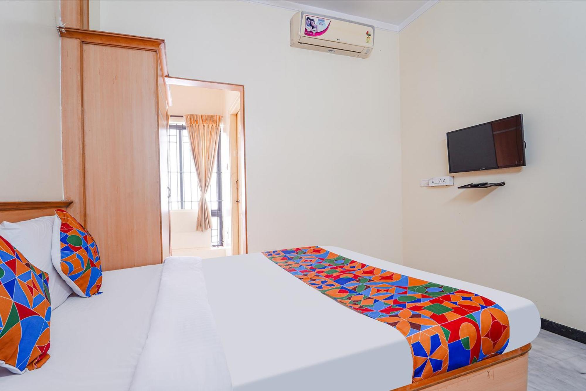 Fabhotel Ess Paradise - Nr Bus Stand Coimbatore Eksteriør billede