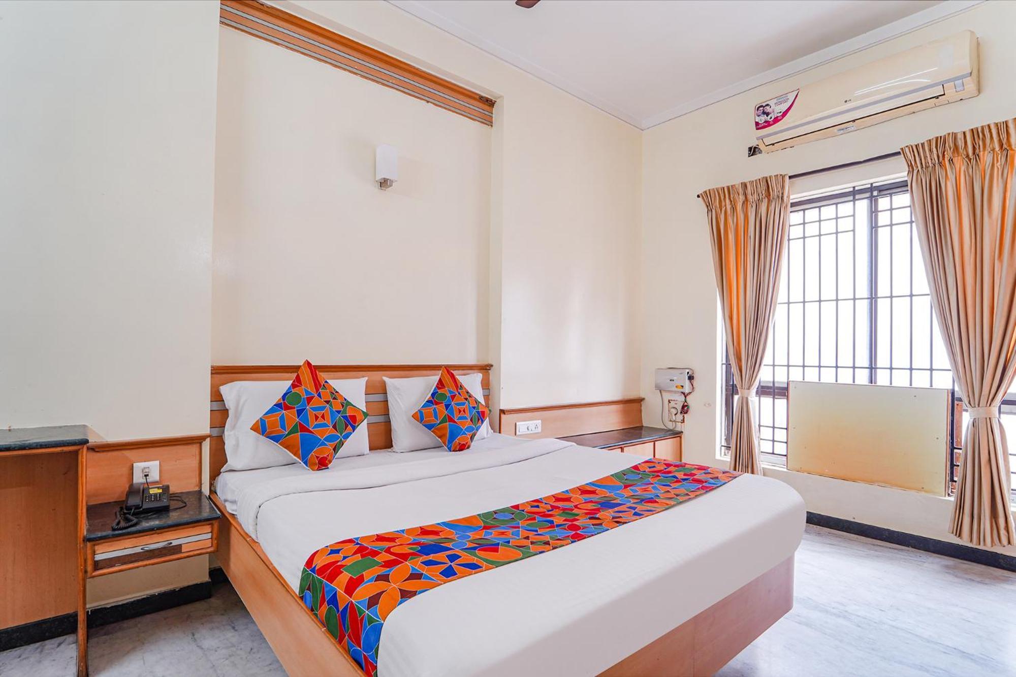 Fabhotel Ess Paradise - Nr Bus Stand Coimbatore Eksteriør billede