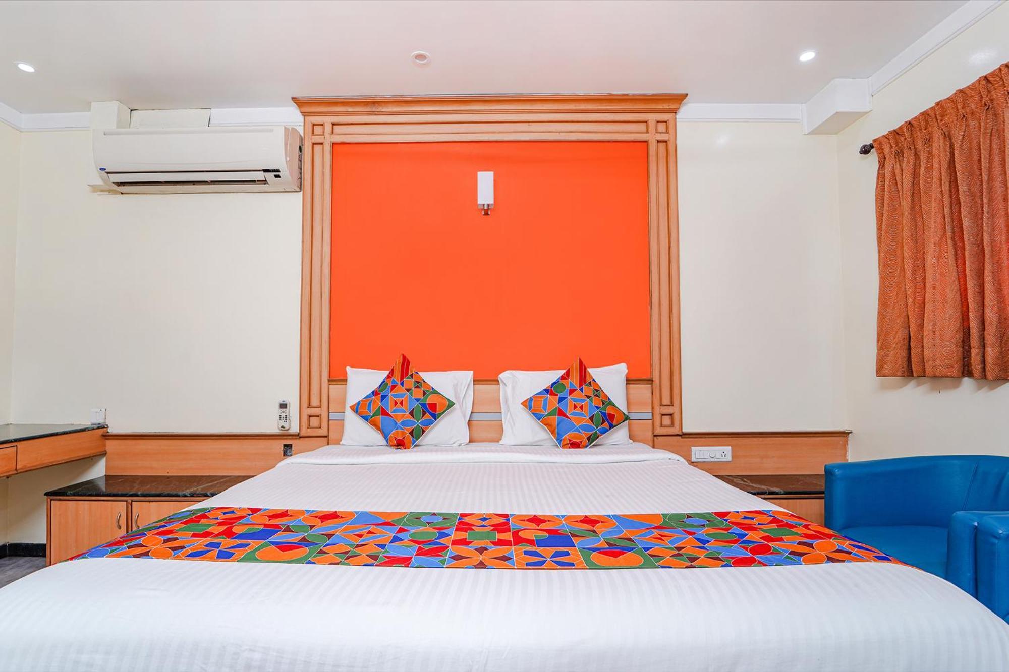 Fabhotel Ess Paradise - Nr Bus Stand Coimbatore Eksteriør billede