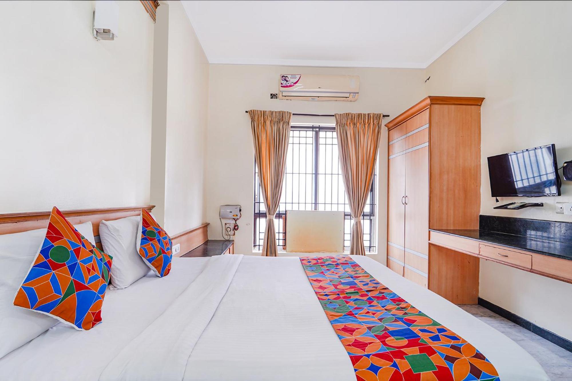 Fabhotel Ess Paradise - Nr Bus Stand Coimbatore Eksteriør billede